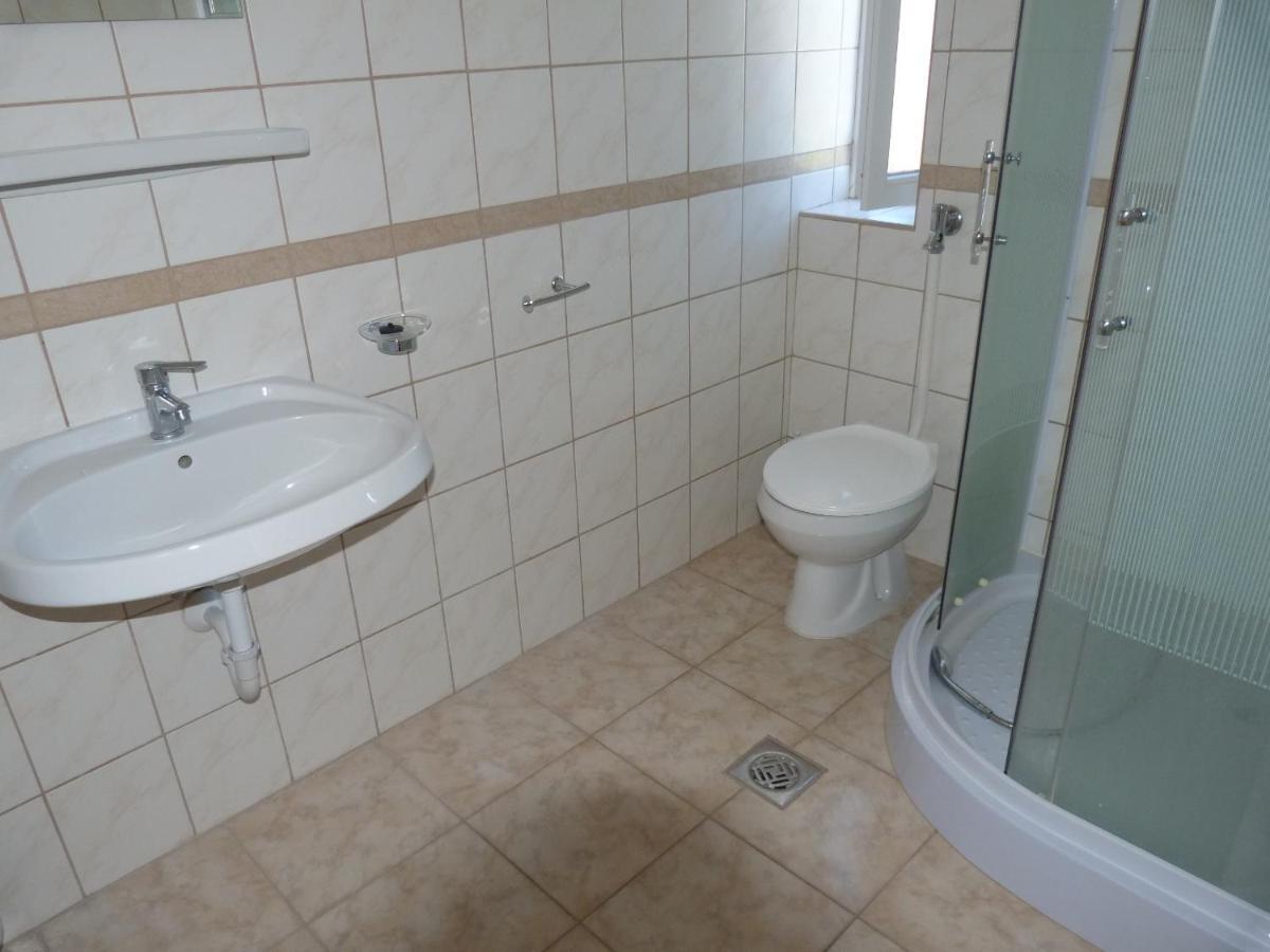 Éden Panzió Fonyód Szoba fotó